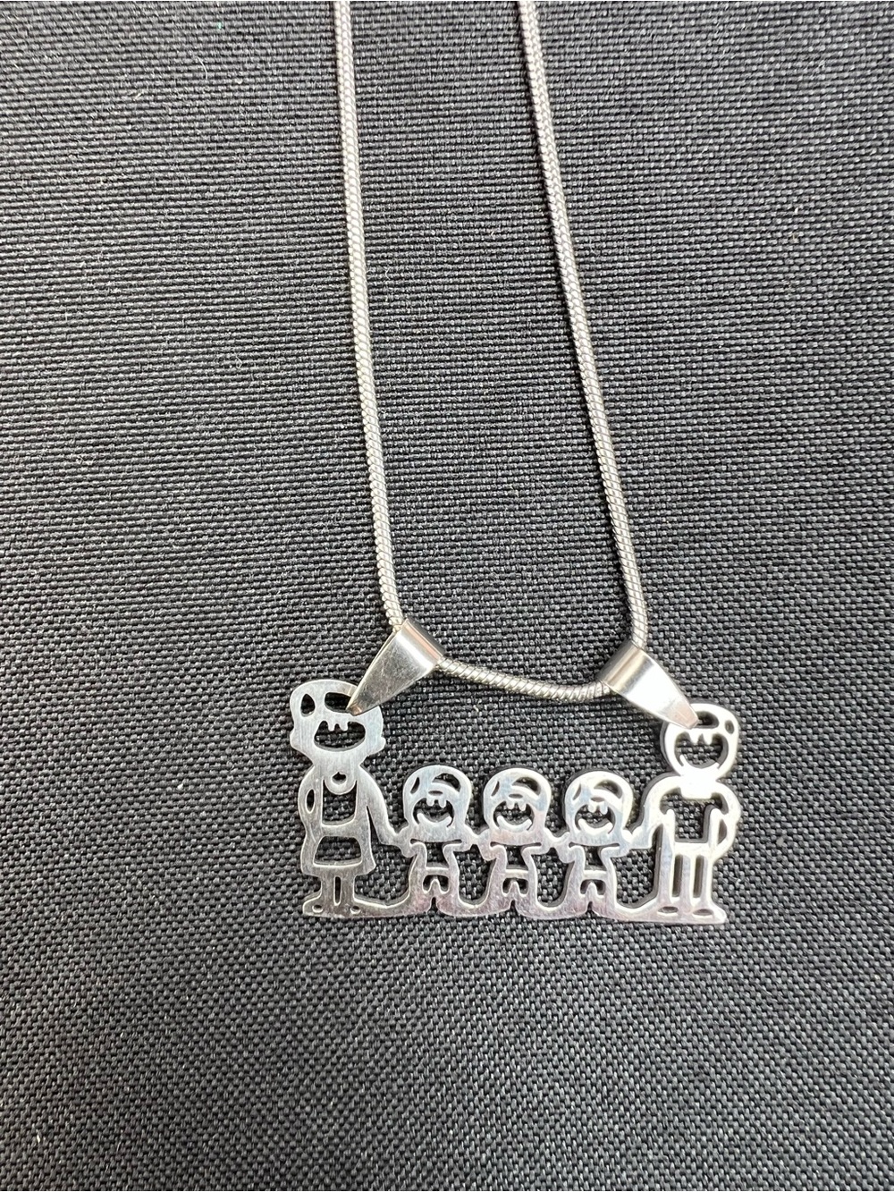 New Stainless Steel Character Family Necklace Mom Dad Sons Jewelry
